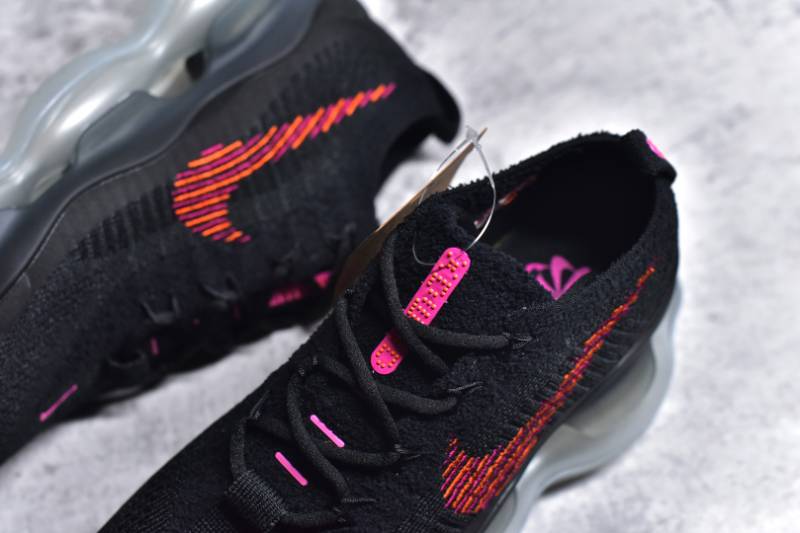 Nike Air Max Scorpion FK SE
Black Fireberry