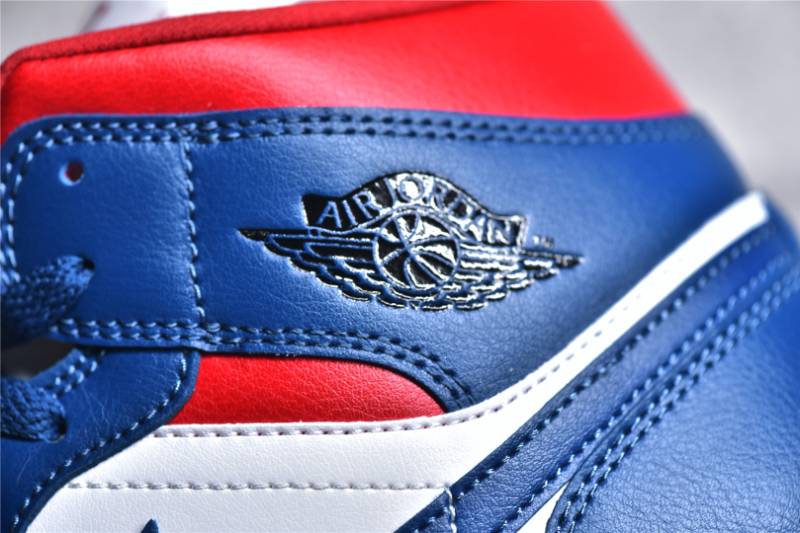 Jordan 1 Mid
French Blue Gym Red