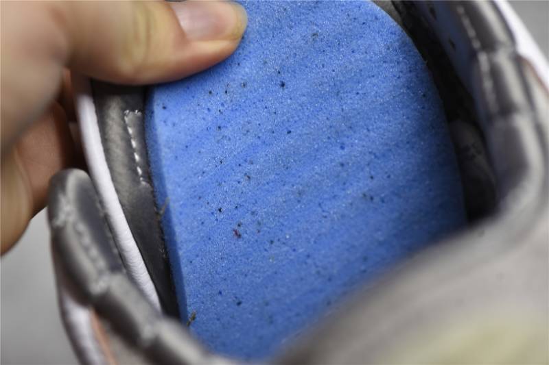 Jordan 3 Retro SP
A Ma Maniére