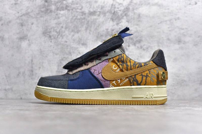 Nike Air Force 1 Low
Travis Scott Cactus Jack