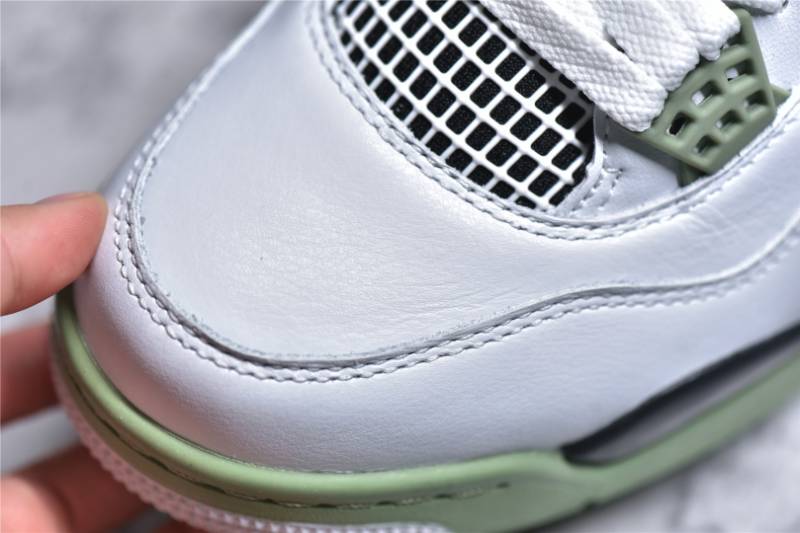 Jordan 4 Retro Seafoam