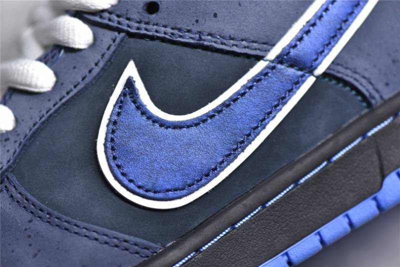Nike SB Dunk Low
Concepts Blue Lobster
