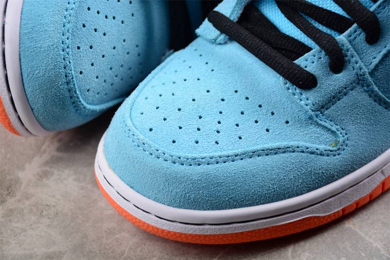 Nike SB Dunk Low
Club 58 Gulf