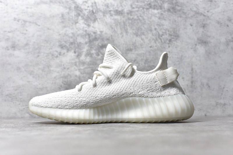 Adidas Yeezy Boost 350 V2
Cream