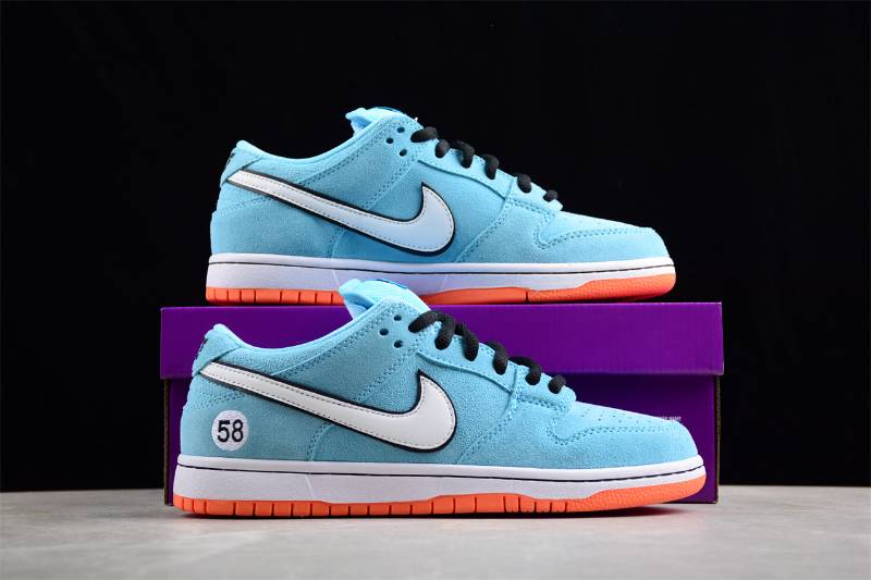 Nike SB Dunk Low
Club 58 Gulf