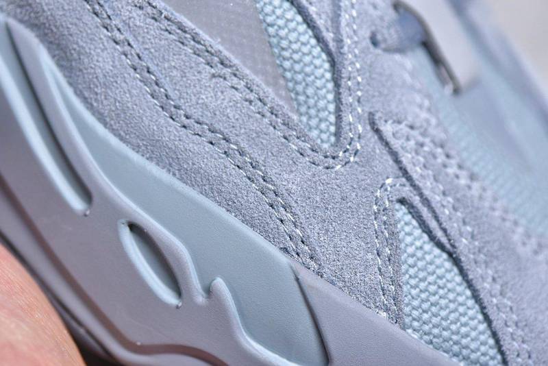 Adidas Yeezy Boost 700 V2
Hospital Blue