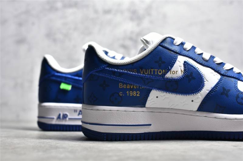 Louis Vuitton Nike Air Force 1 Low
By Virgil Abloh White Royal