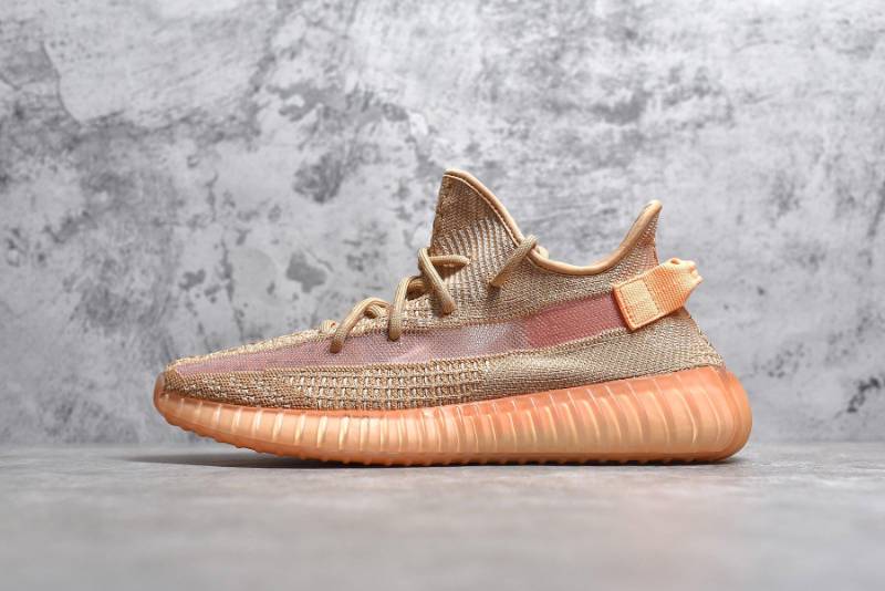 adidas Yeezy Boost 350 V2
Clay