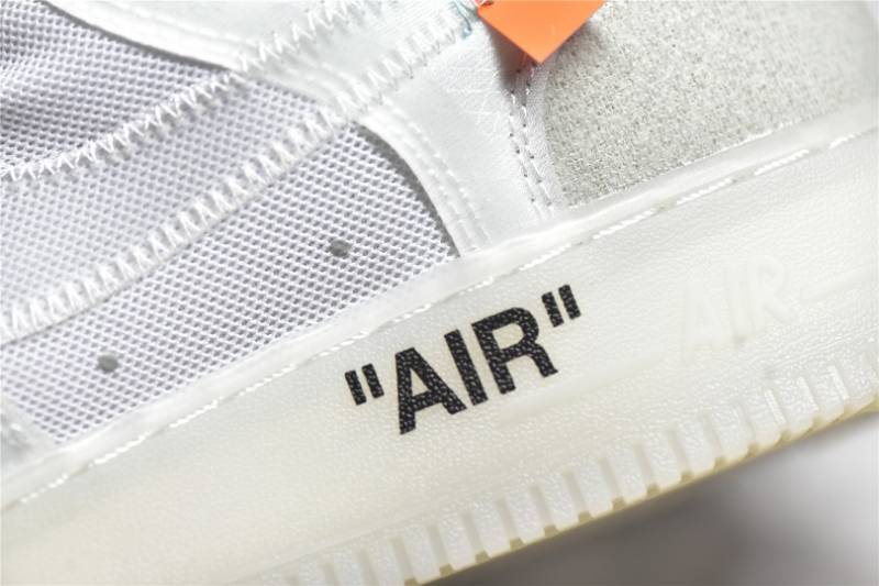 Nike Air Force 1 Low
Off-White