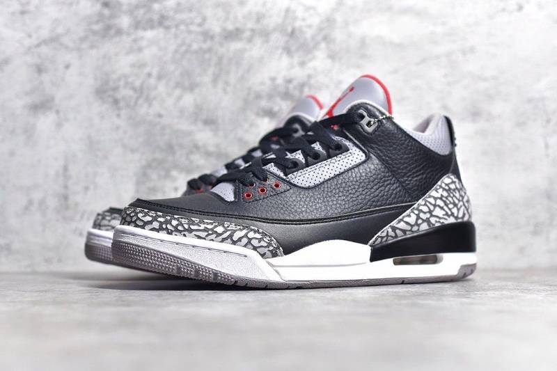 Jordan 3 Retro
Black Cement