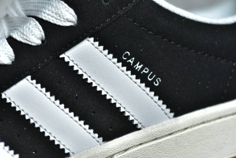 Adidas Campus 00s
Core Black
