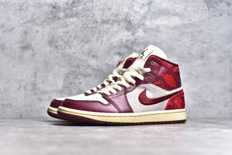 Jordan 1 Mid SE
Tiki Leaf Team Red (Women's)