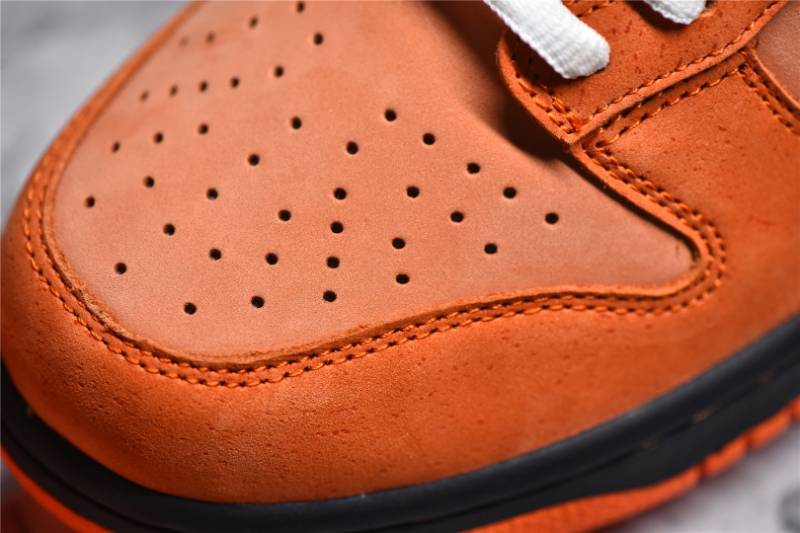 Nike SB Dunk Low
Concepts Orange Lobster