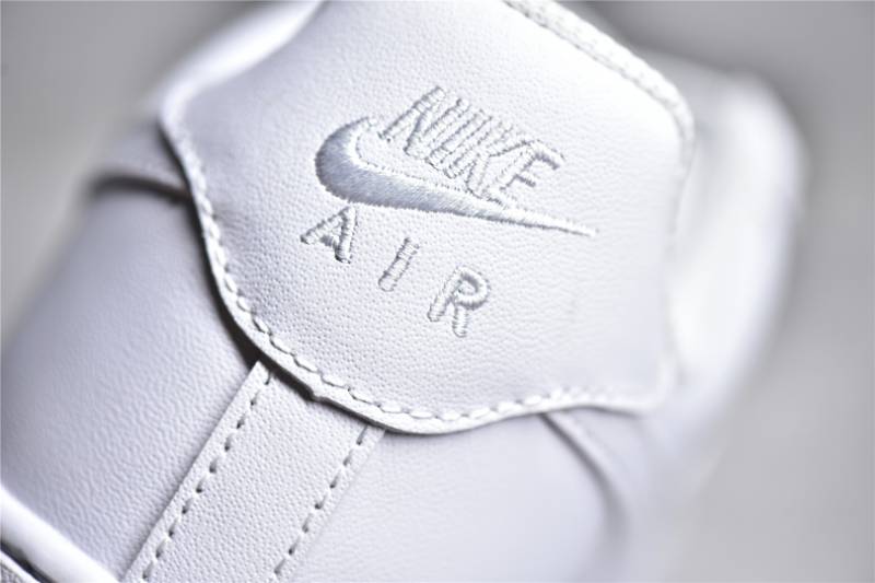 Nike Air Force 1 Low '07
White