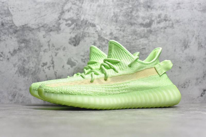adidas Yeezy Boost 350 V2
Glow