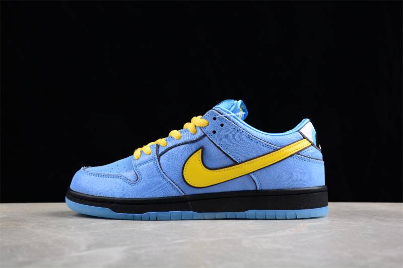 Nike SB Dunk Low
The Powerpuff Girls Bubbles (lindinha)