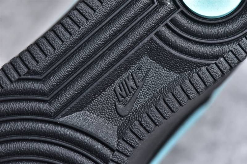 Nike Air Force 1 Low
Tiffany & Co.