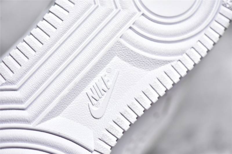 Louis Vuitton Nike Air Force 1 Low
By Virgil Abloh White