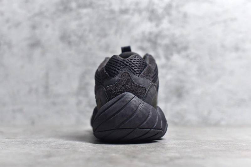 Adidas Yeezy 500
Utility Black