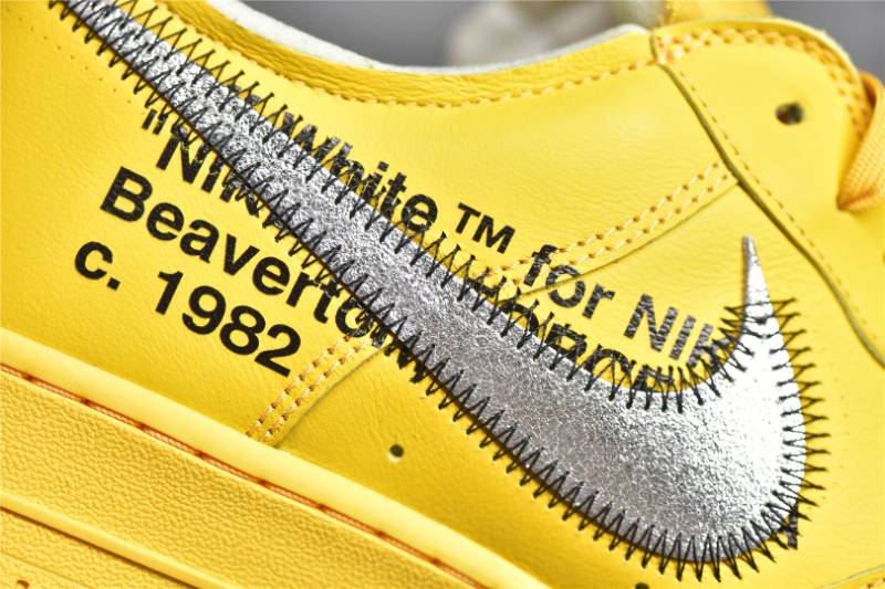 Nike Air Force 1 Low
Off-White ICA University Gold