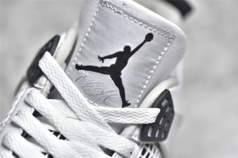 Jordan 4 Retro Military Black