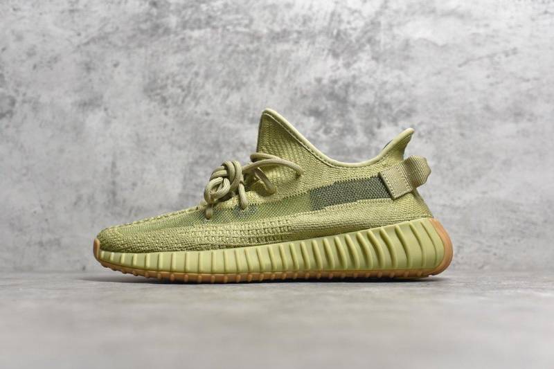 Adidas Yeezy Boost 350 V2
Sulfur