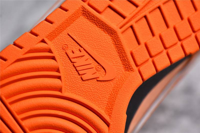 Nike SB Dunk Low
Concepts Orange Lobster