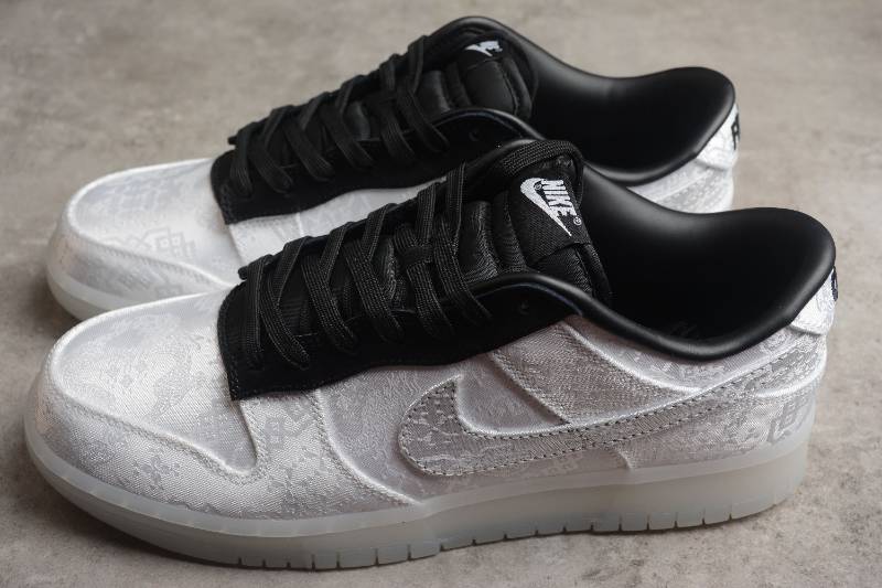Nike Dunk Low
CLOT Fragment White
