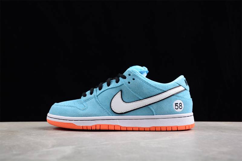 Nike SB Dunk Low
Club 58 Gulf