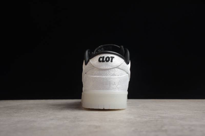 Nike Dunk Low
CLOT Fragment White