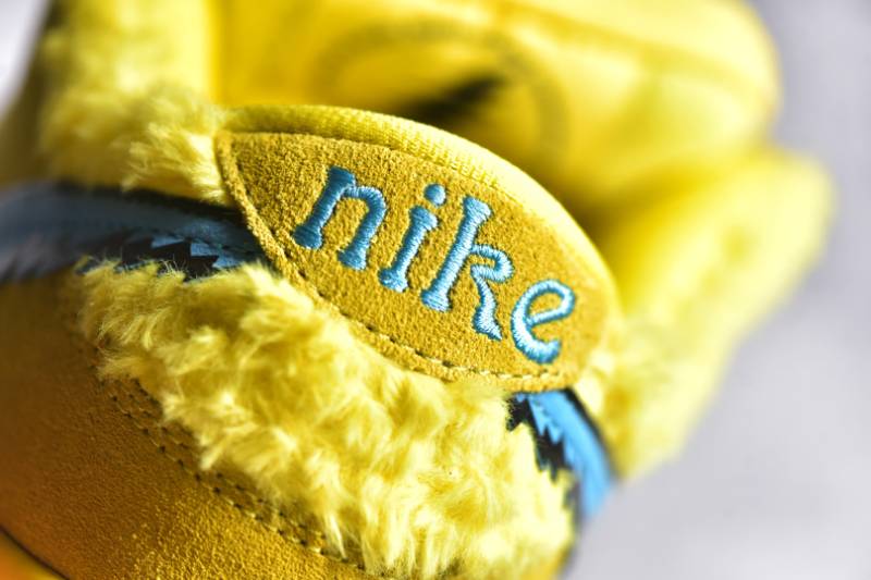 Nike SB Dunk Low
Grateful Dead Bears Yellow