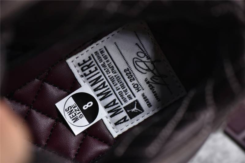 Jordan 4 Retro
A Ma Maniére Violet Ore