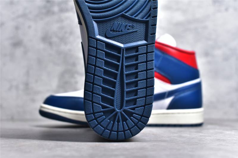 Jordan 1 Mid
French Blue Gym Red