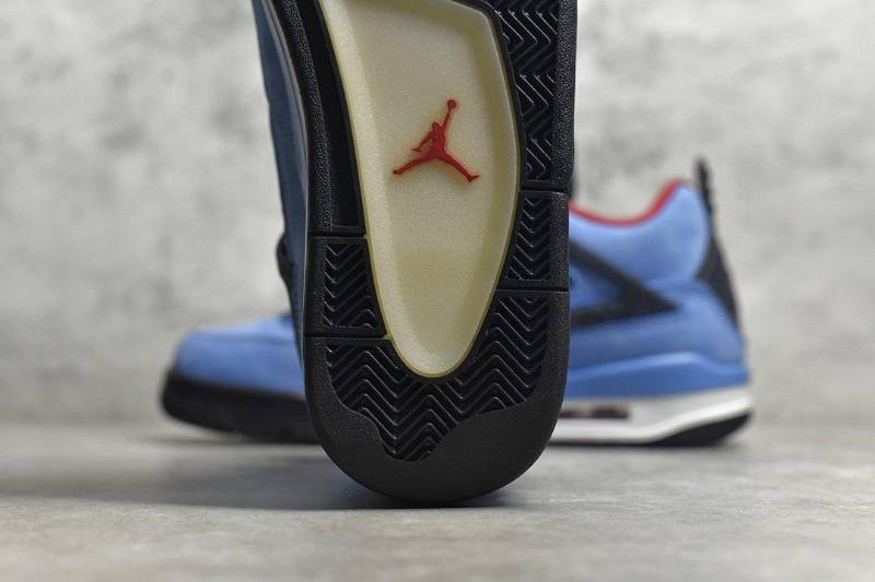 Jordan 4 Retro
Travis Scott Cactus Jack