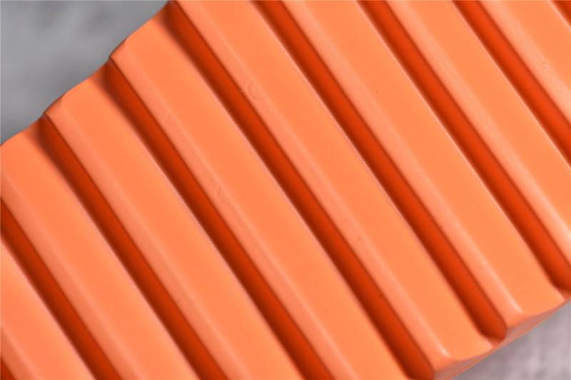 Adidas Yeezy Slide
Enflame Orange