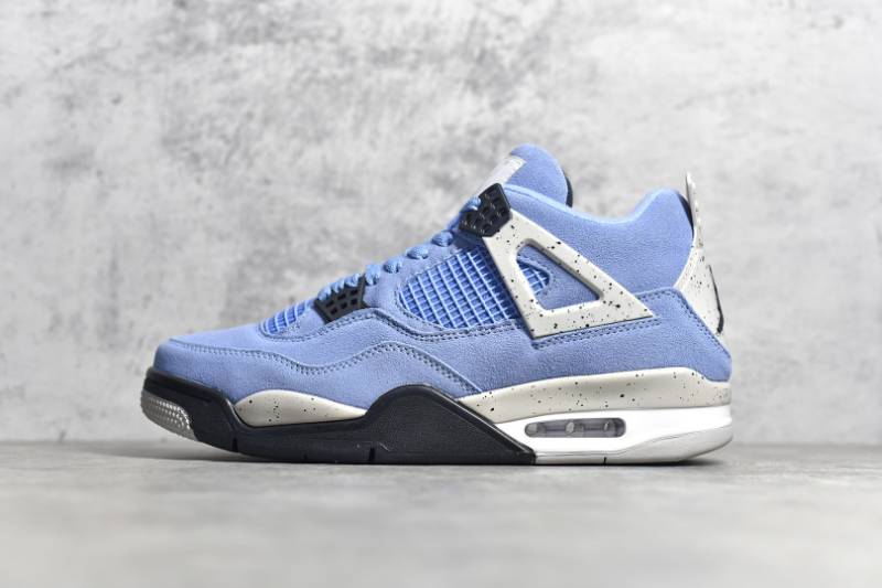 Jordan 4 Retro
University Blue