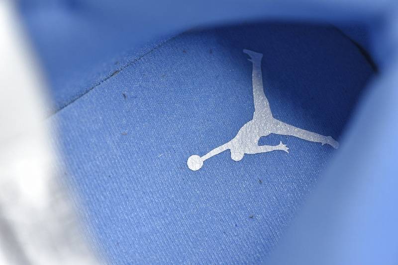 Jordan 1 Retro High OG
University Blue