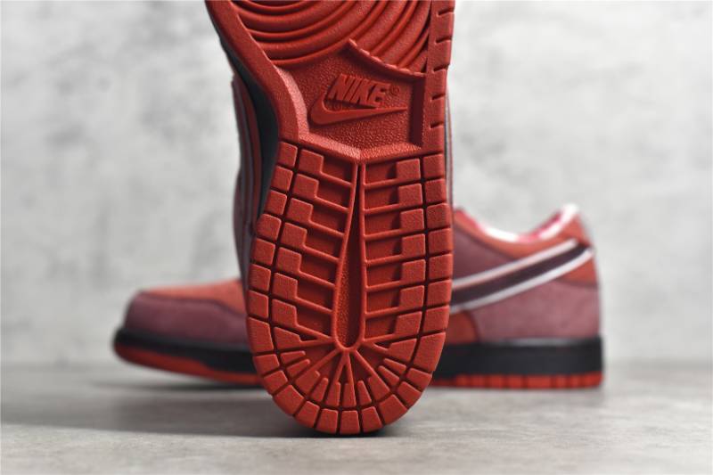 Nike SB Dunk Low
Concepts Red Lobster