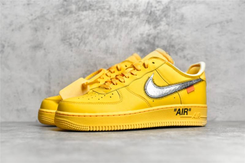 Nike Air Force 1 Low
Off-White ICA University Gold