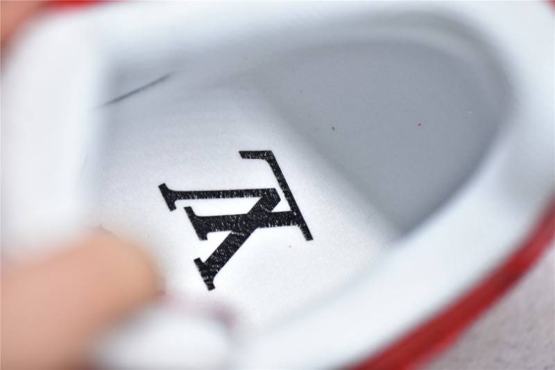 Louis Vuitton Nike Air Force 1 Low
By Virgil Abloh White Red