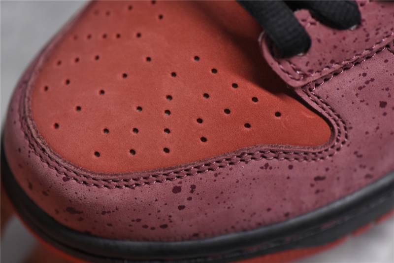 Nike SB Dunk Low
Concepts Red Lobster