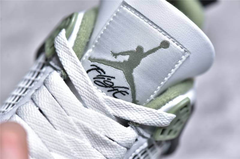 Jordan 4 Retro Seafoam