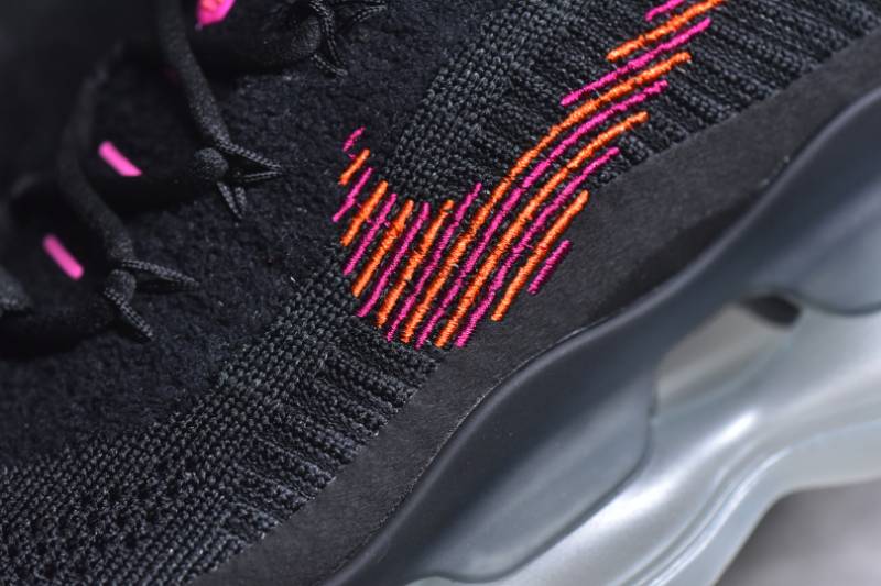 Nike Air Max Scorpion FK SE
Black Fireberry