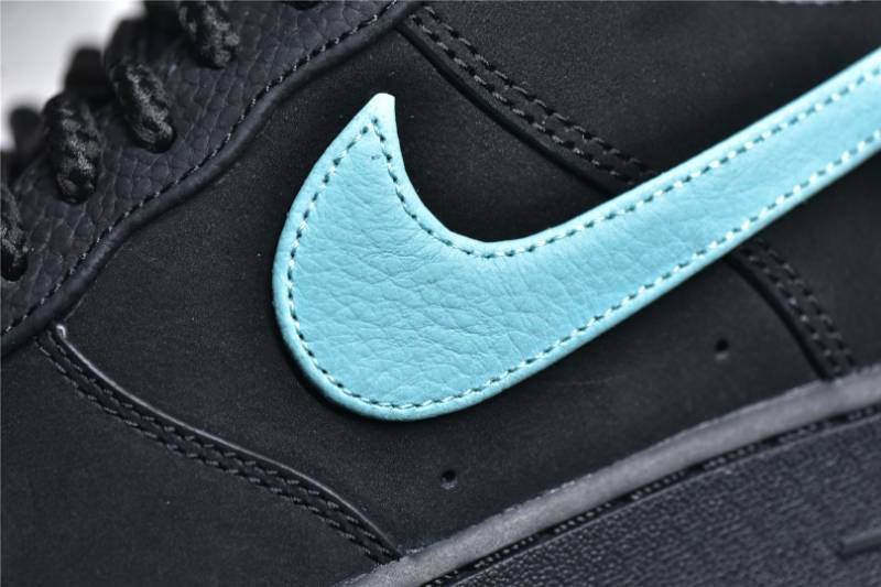Nike Air Force 1 Low
Tiffany & Co.
