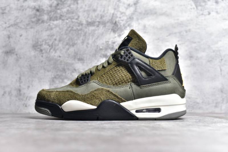 Jordan 4 Retro SE
Craft Medium Olive
