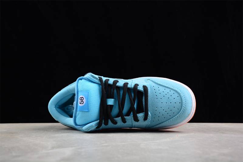 Nike SB Dunk Low
Club 58 Gulf