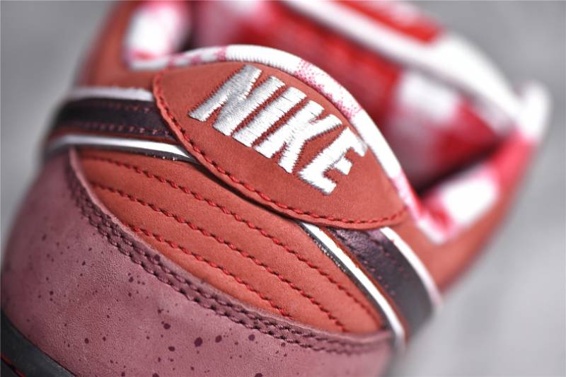 Nike SB Dunk Low
Concepts Red Lobster