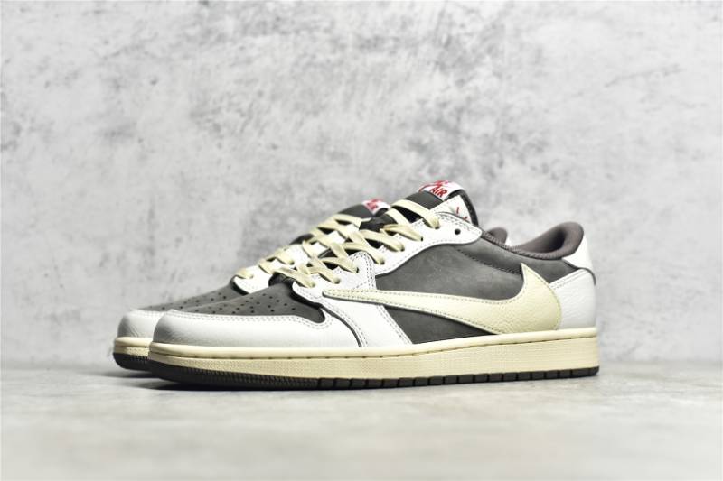 Jordan 1 Retro Low OG SP
Travis Scott Reverse Mocha