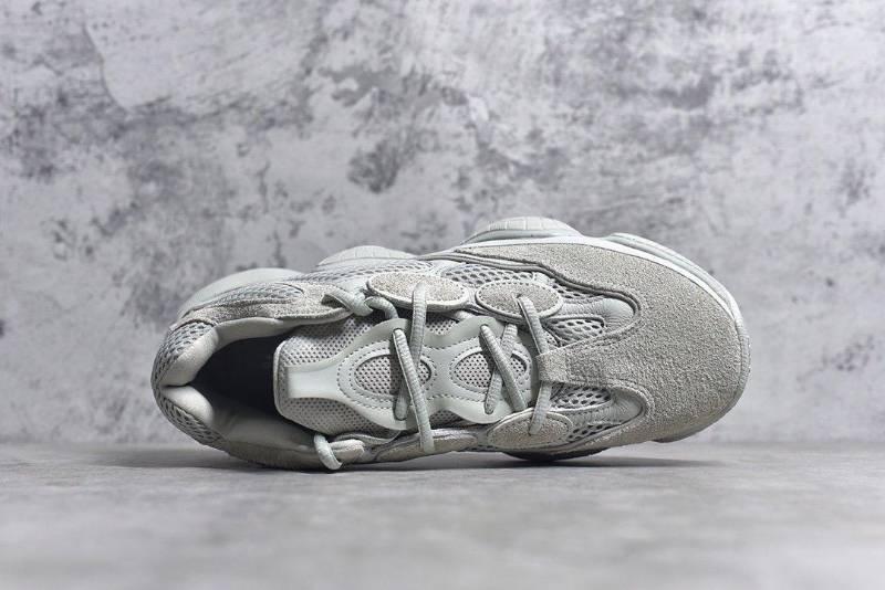 Adidas Yeezy 500
Salt