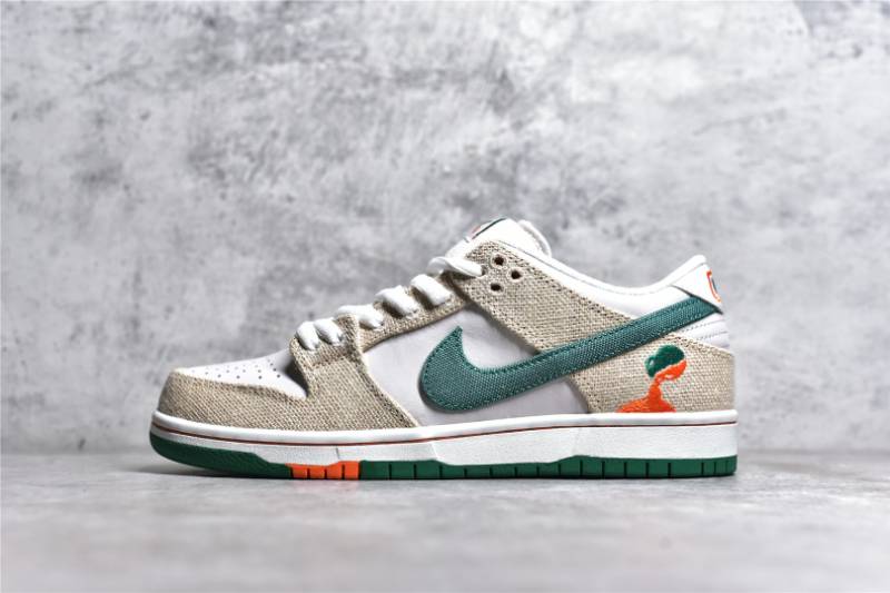 Nike SB Dunk Low
Jarritos